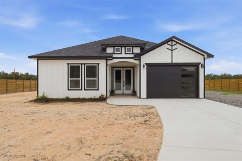 Photo of 123 Los Robles RD, Elgin, TX 78621 (MLS # 9161461)