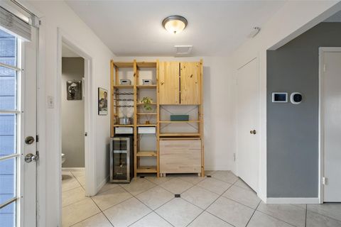 Tiny photo for 830 Banister LN, Austin, TX 78704 (MLS # 3085405)