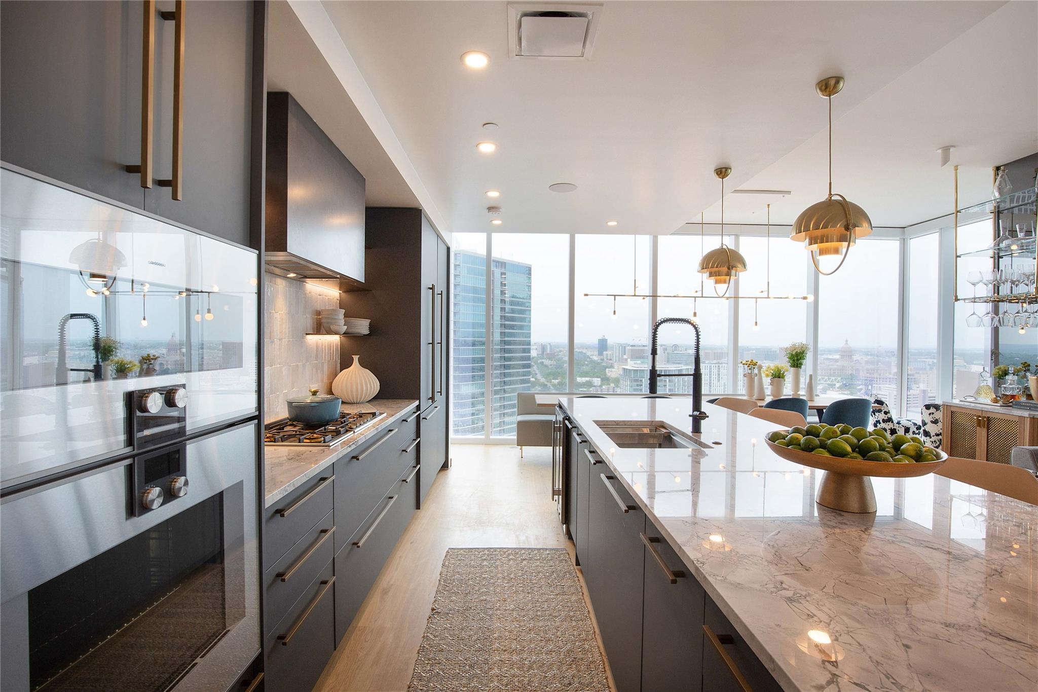 301 West Ave 3003
