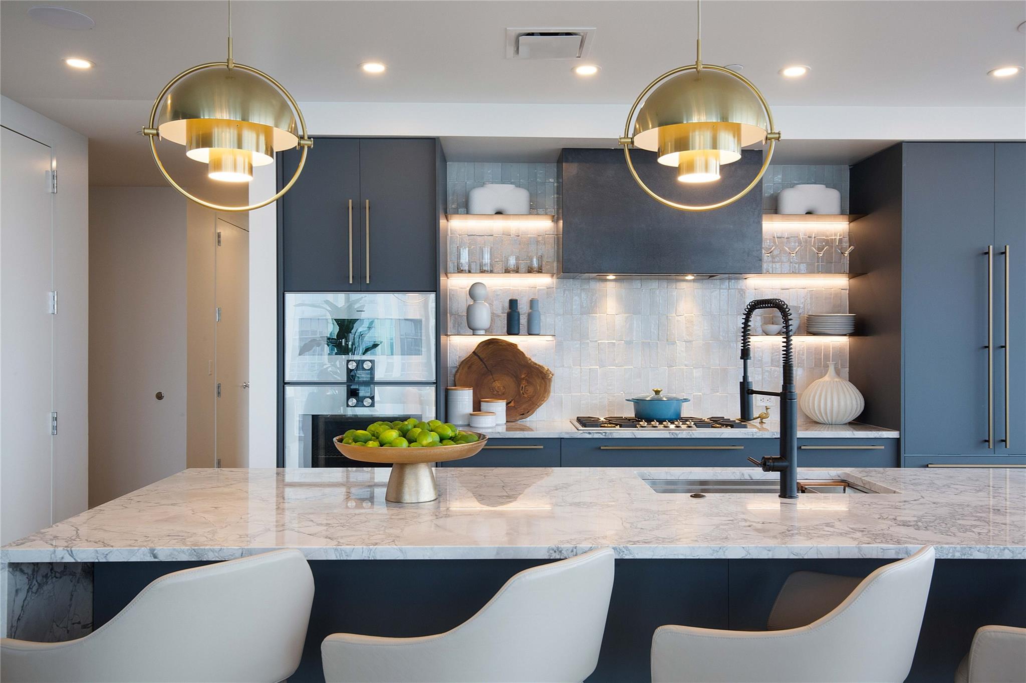 301 West Ave 3003