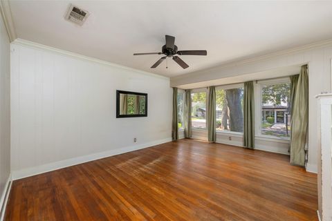 Tiny photo for 1910 W 33rd ST, Austin, TX 78703 (MLS # 1086408)