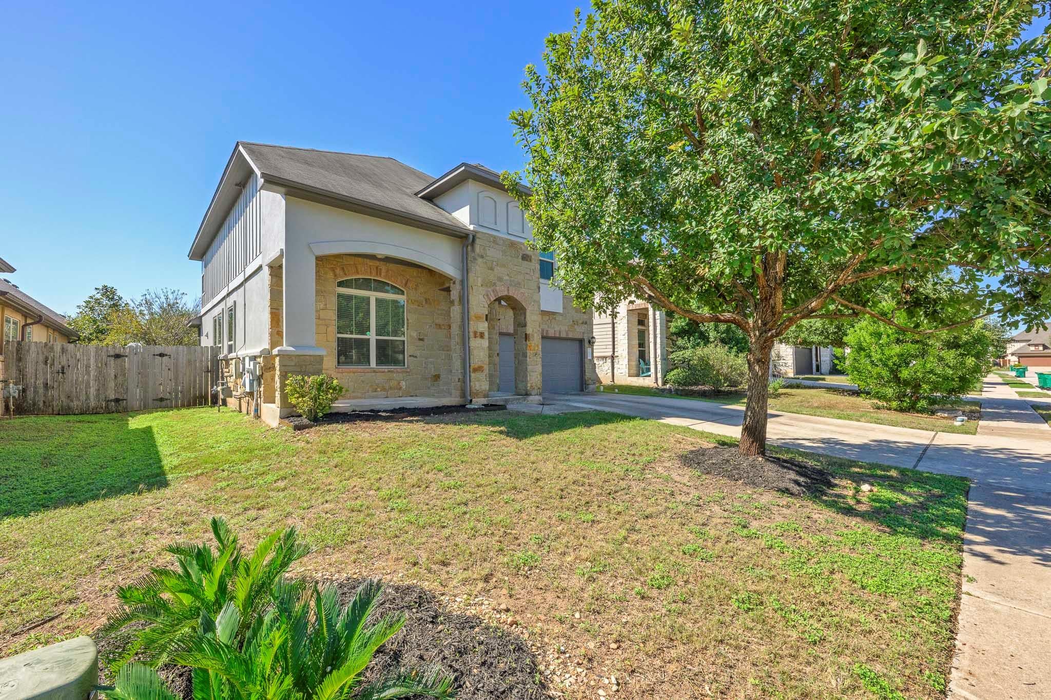 1909 Gabrielles WAY