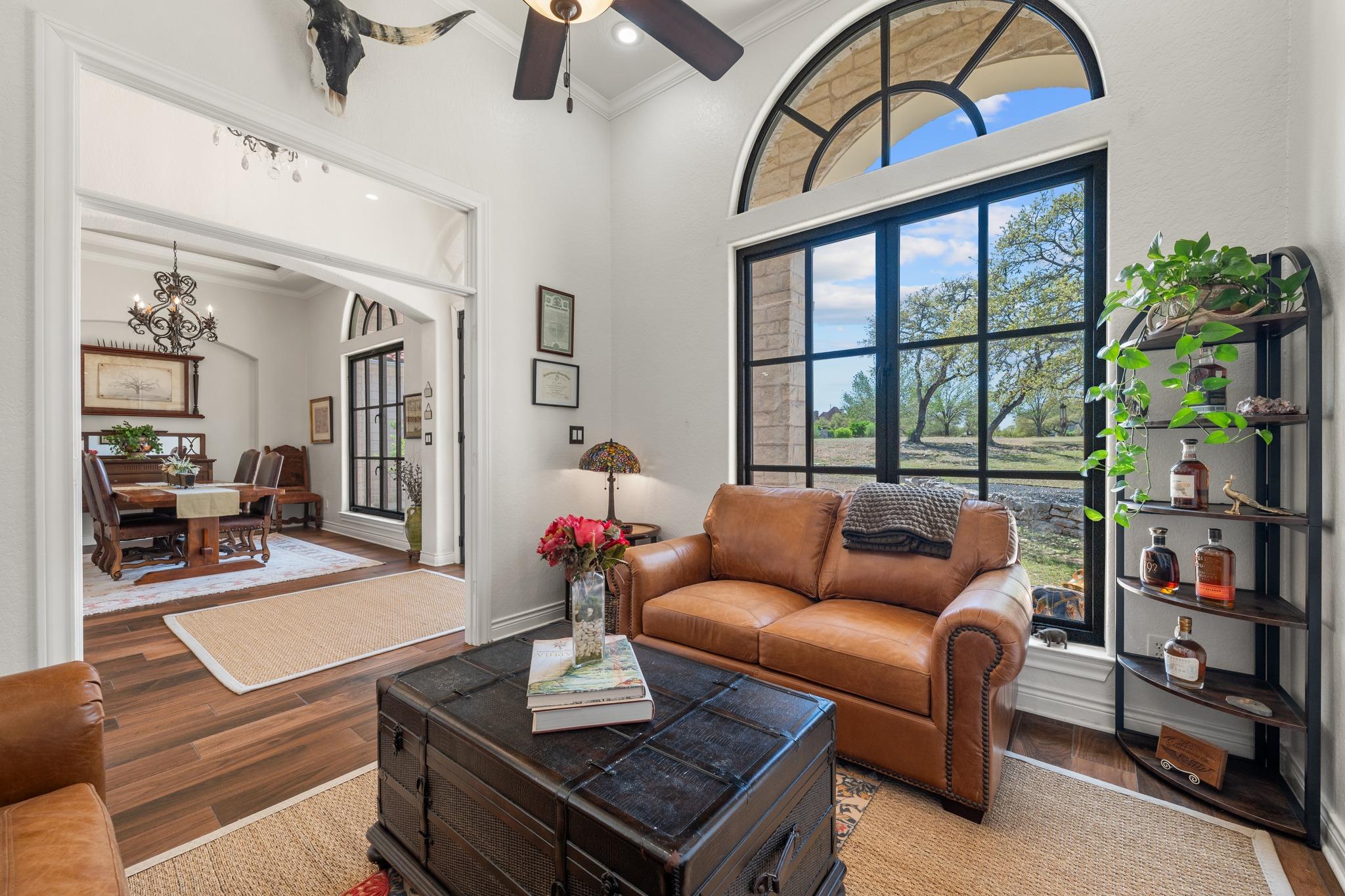 3127 La Ventana PKWY