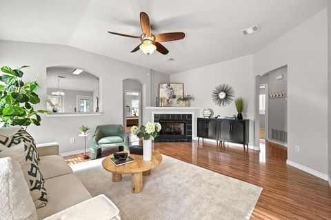 Photo of 2901 Rainy River DR, Leander, TX 78641 (MLS # 7971054)