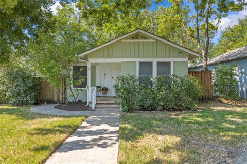 Photo of 1011 E 45th ST, Austin, TX 78751 (MLS # 4377683)