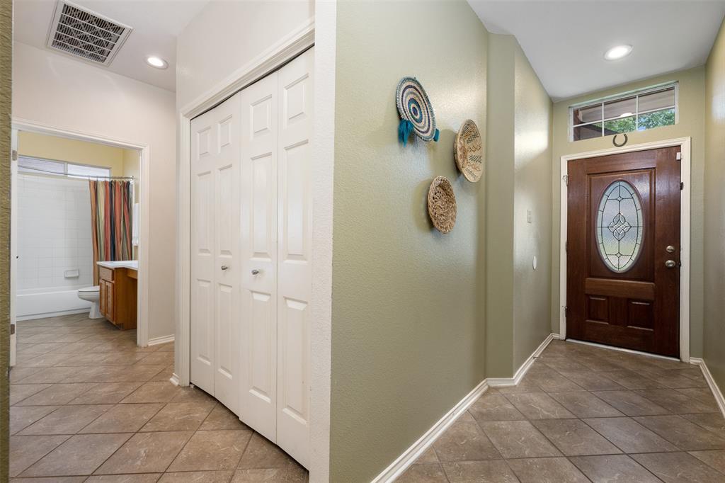 601 Red Hawk DR