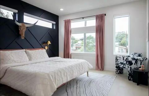 Tiny photo for 1309 Bob Harrison ST, Austin, TX 78702 (MLS # 3750853)