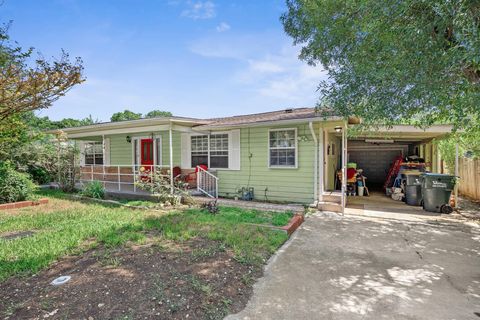 217 S Wilson ST San Marcos TX 78666
