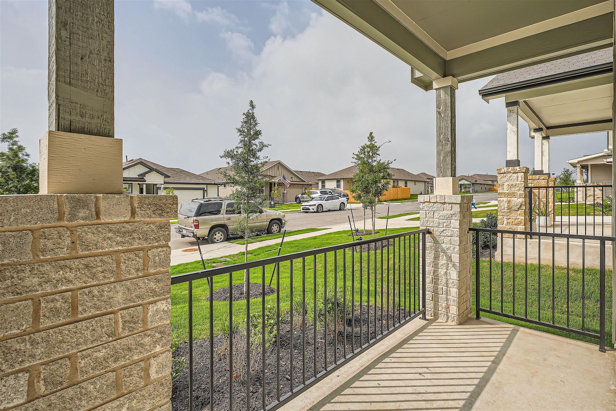 Kyle, Texas 78640, United States, 4 Bedrooms Bedrooms, ,2 BathroomsBathrooms,Residential,Pending,57179