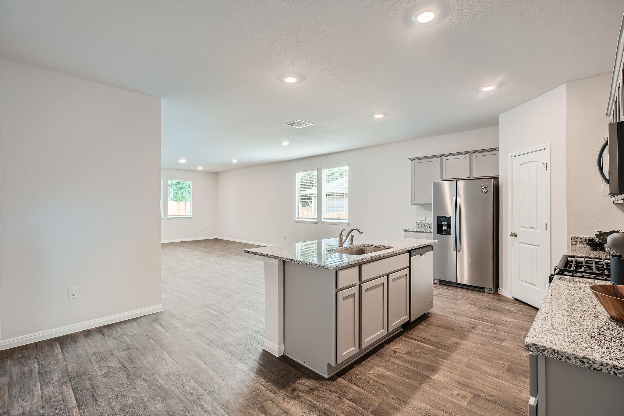 Kyle, Texas 78640, United States, 4 Bedrooms Bedrooms, ,2 BathroomsBathrooms,Residential,Pending,57179