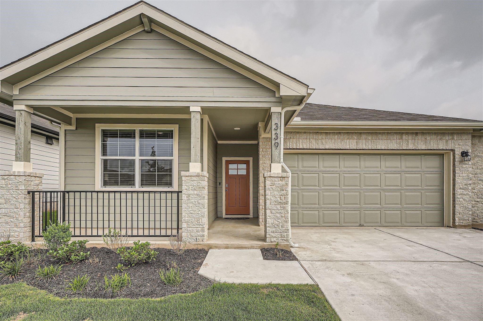 Kyle, Texas 78640, United States, 4 Bedrooms Bedrooms, ,2 BathroomsBathrooms,Residential,Pending,57179