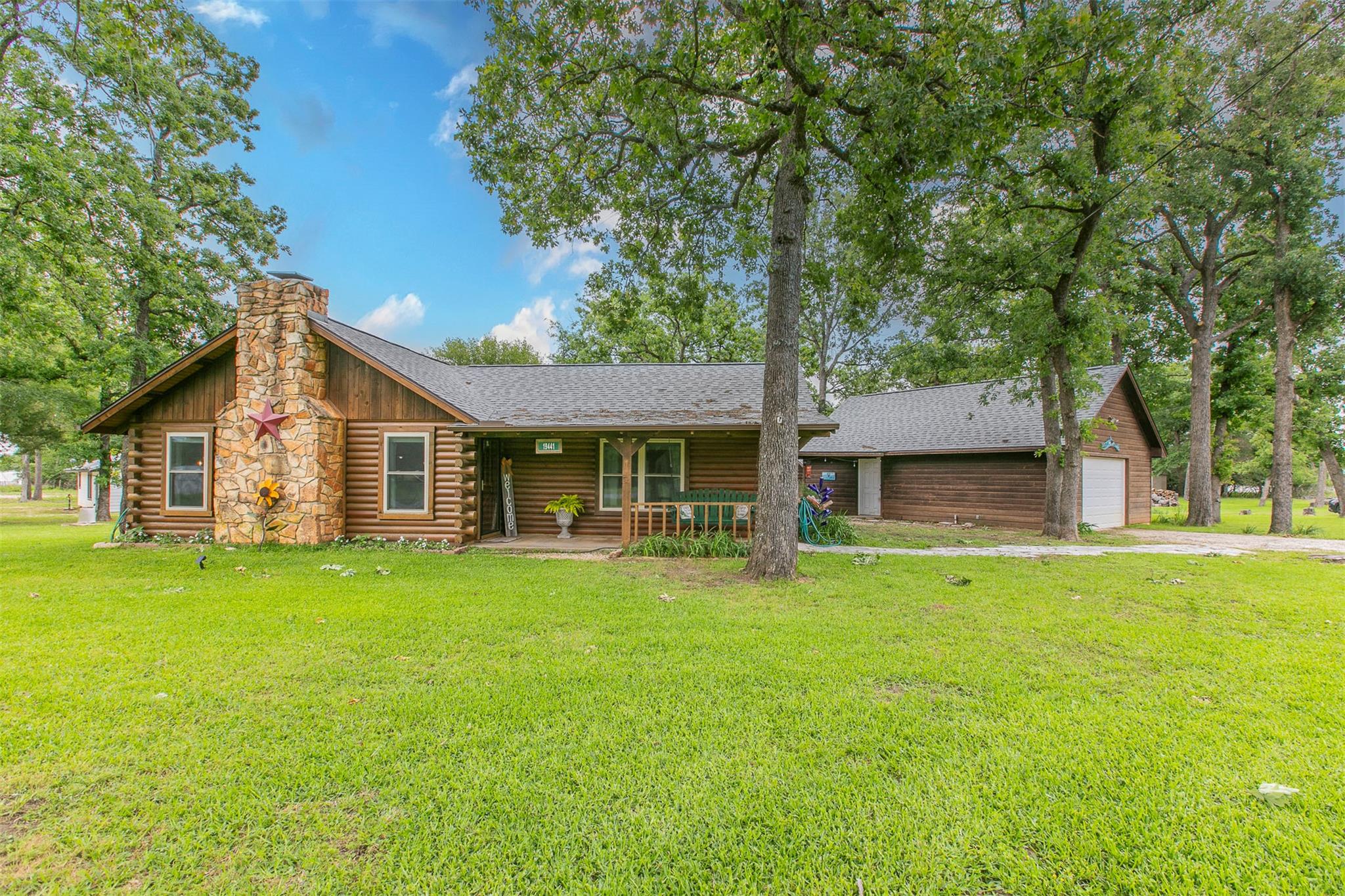 Listing image 1