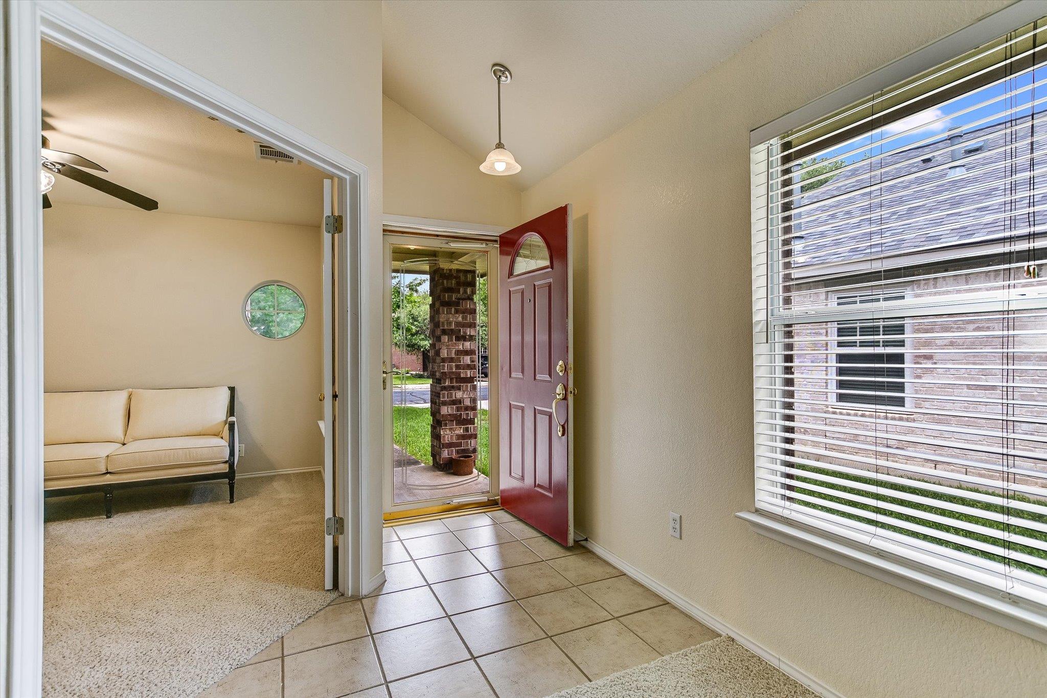 2218 Clover Ridge DR