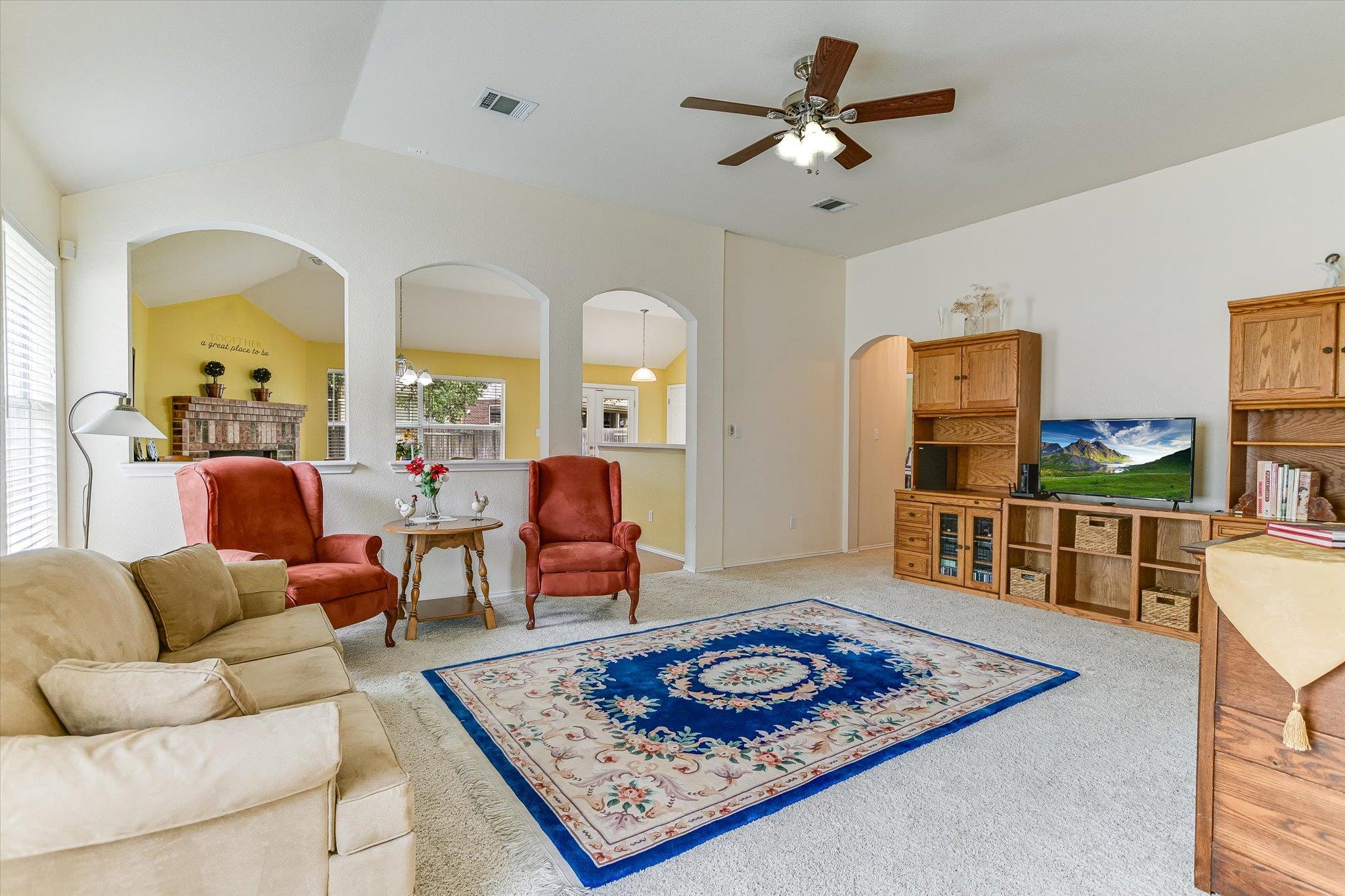 2218 Clover Ridge DR
