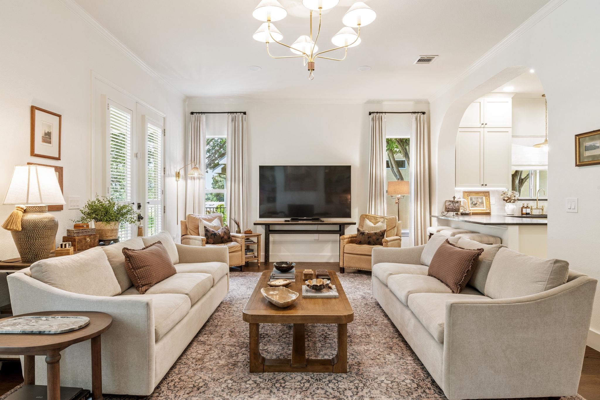 118 Cold Springs DR