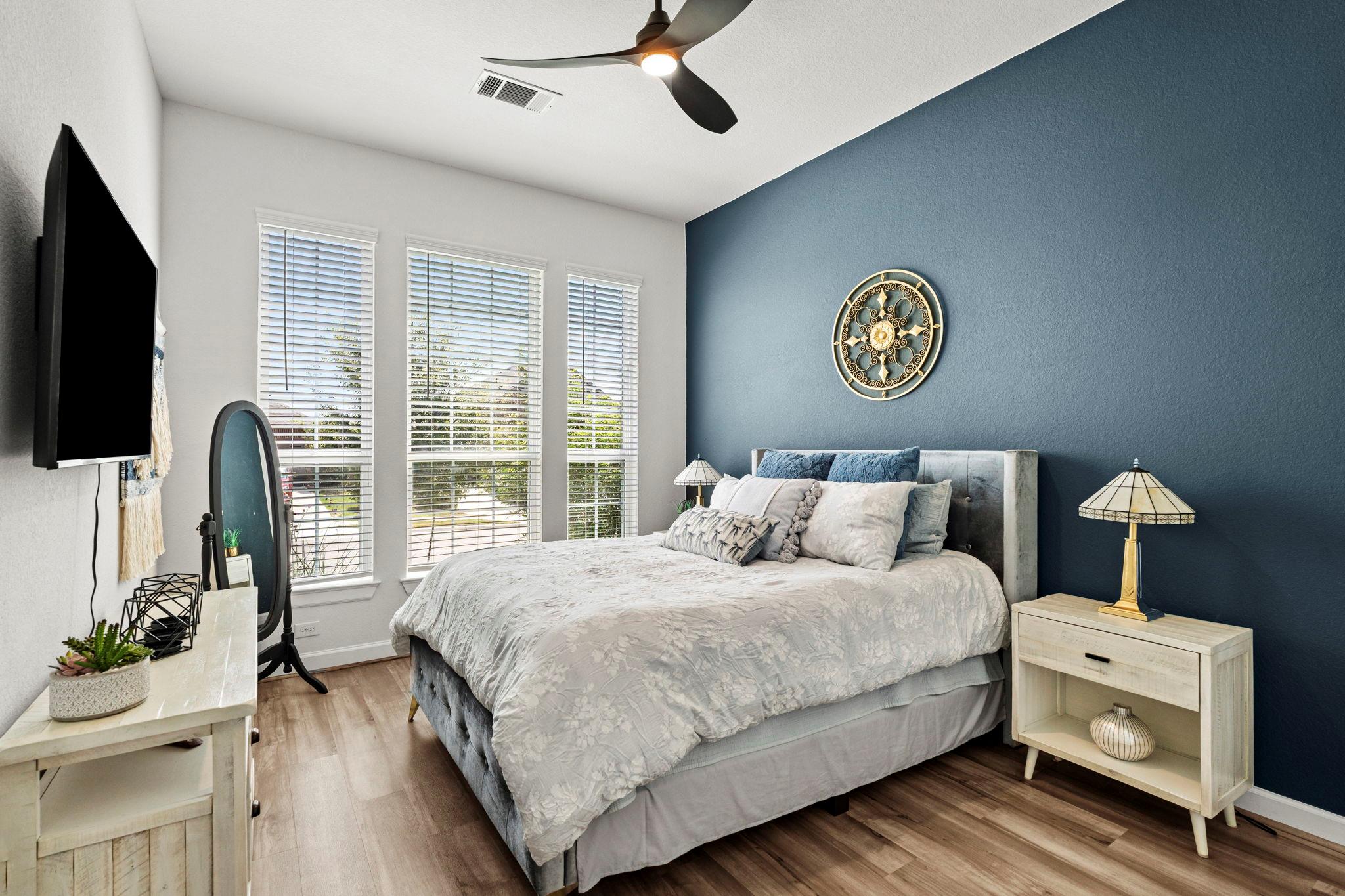 120 Ashleaf DR