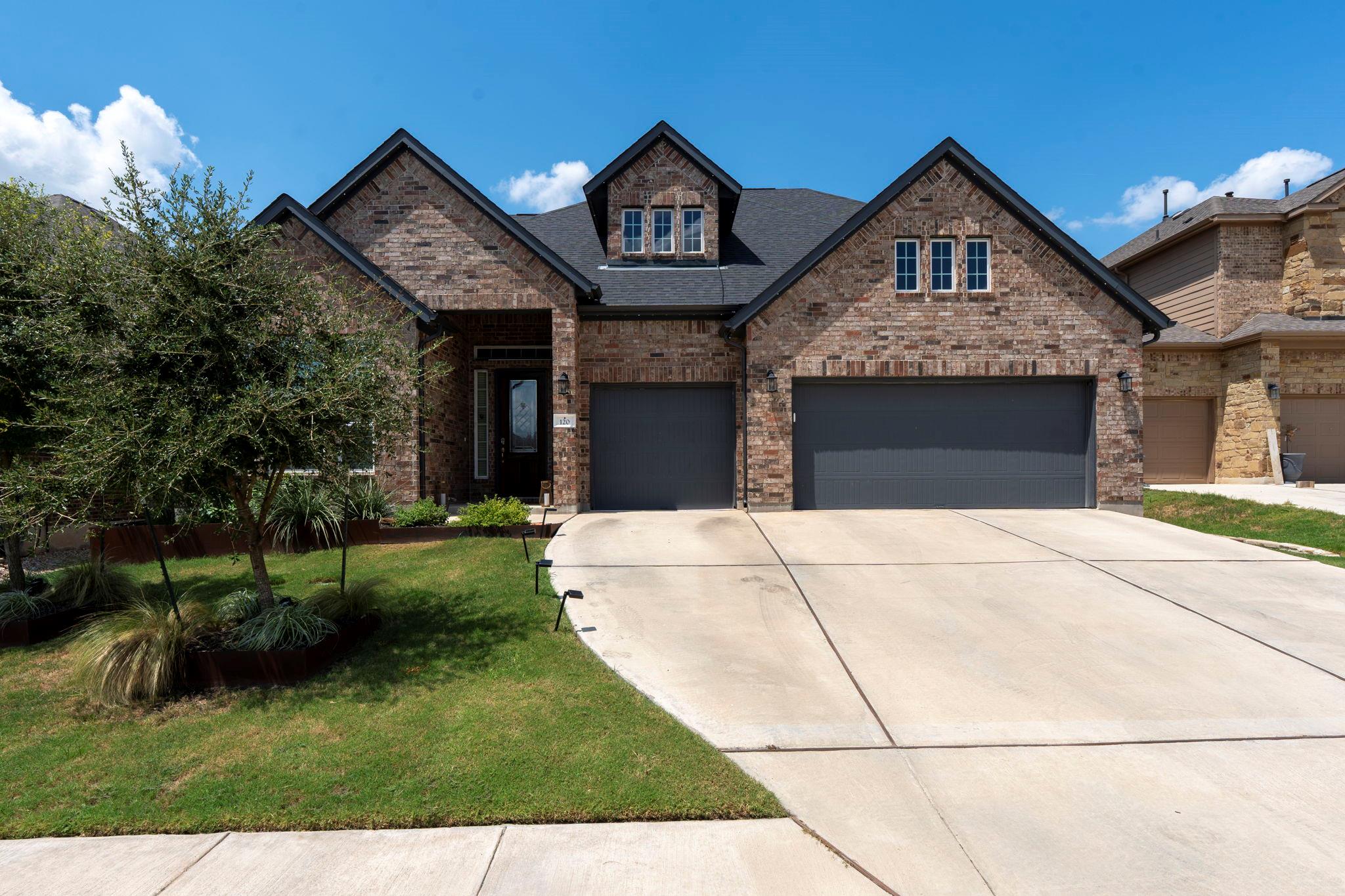 120 Ashleaf DR