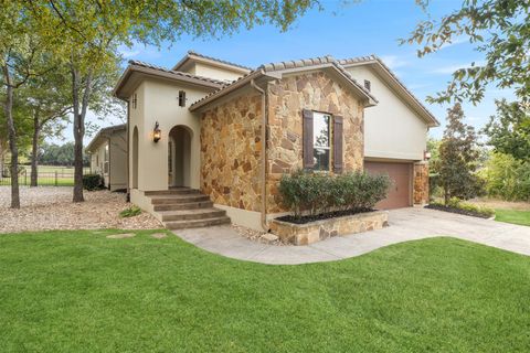 Photo of 114 Cimarron Hills TRL E, Georgetown, TX 78628 (MLS # 7400409)