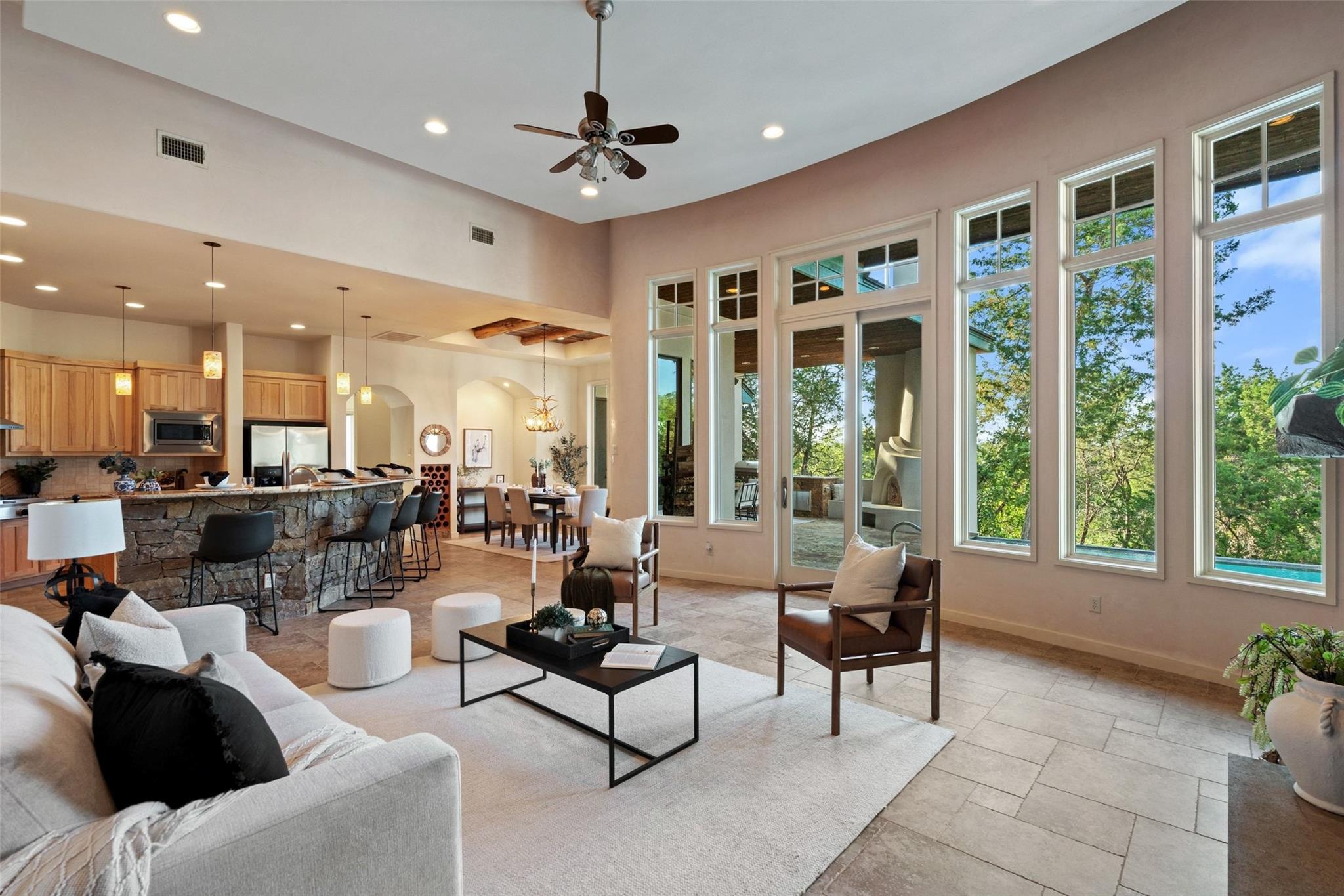 125 Clubhouse DR