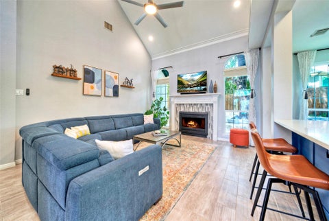 Tiny photo for 3002 Barton Point CIR, Austin, TX 78733 (MLS # 5760906)