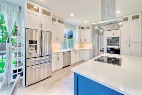 Tiny photo for 3002 Barton Point CIR, Austin, TX 78733 (MLS # 5760906)