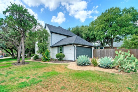 Tiny photo for 3002 Barton Point CIR, Austin, TX 78733 (MLS # 5760906)