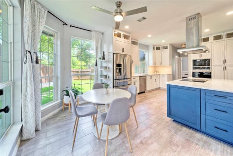 Tiny photo for 3002 Barton Point CIR, Austin, TX 78733 (MLS # 5760906)