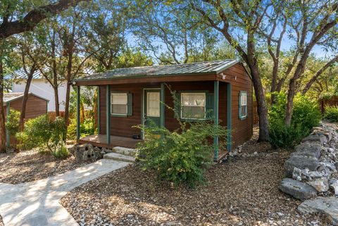 Tiny photo for 18300 West Rim DR, Jonestown, TX 78645 (MLS # 5786396)