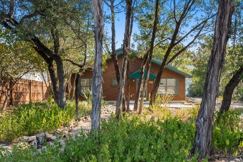 Tiny photo for 18300 West Rim DR, Jonestown, TX 78645 (MLS # 5786396)