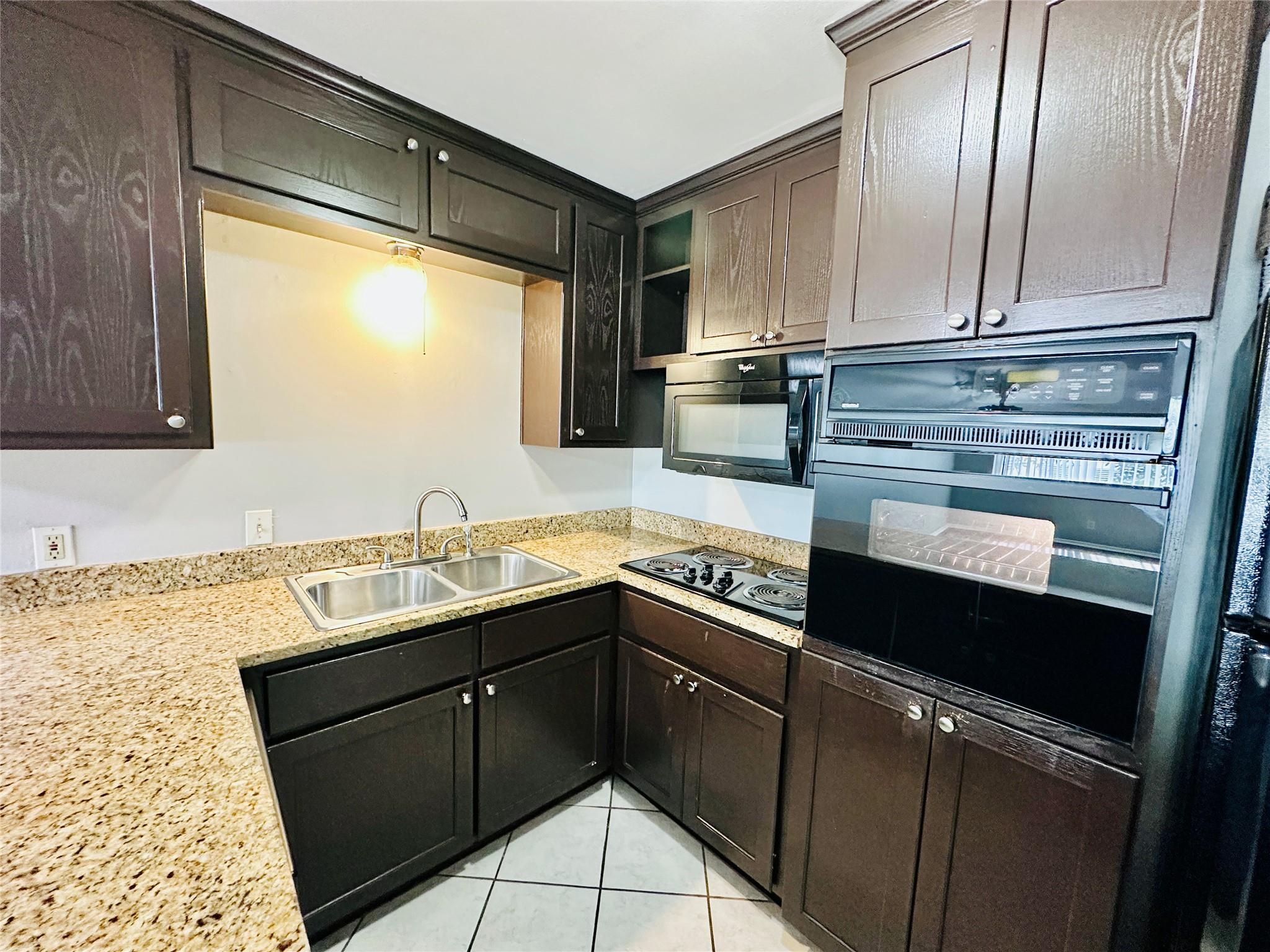 601 W 11th ST 226