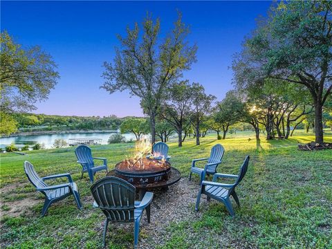 Photo of 23605 Lakeside DR, Marble Falls, TX 78654 (MLS # 3127583)