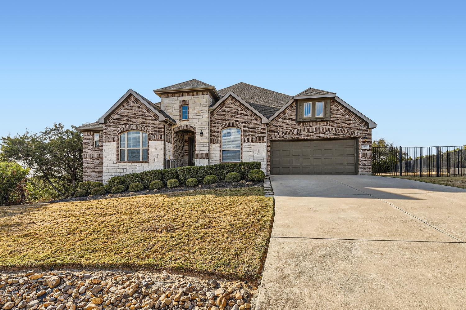 21808 Esmeralda DR