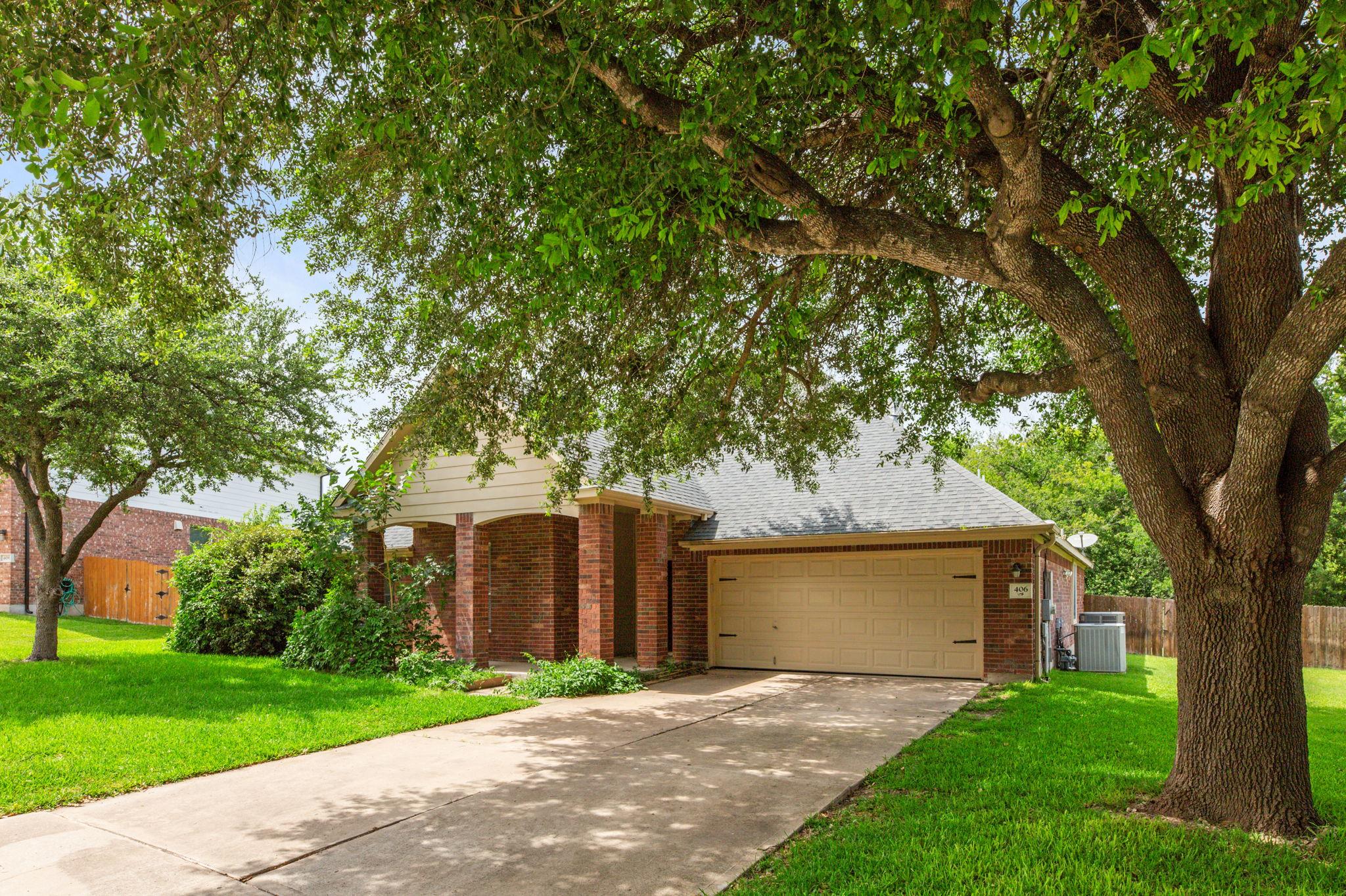 406 Bellaire Oaks DR