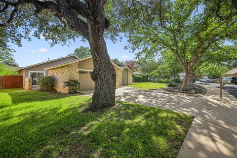Tiny photo for 4713 Trail Crest CIR, Austin, TX 78735 (MLS # 8298485)
