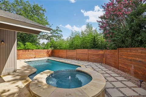 Tiny photo for 4713 Trail Crest CIR, Austin, TX 78735 (MLS # 8298485)