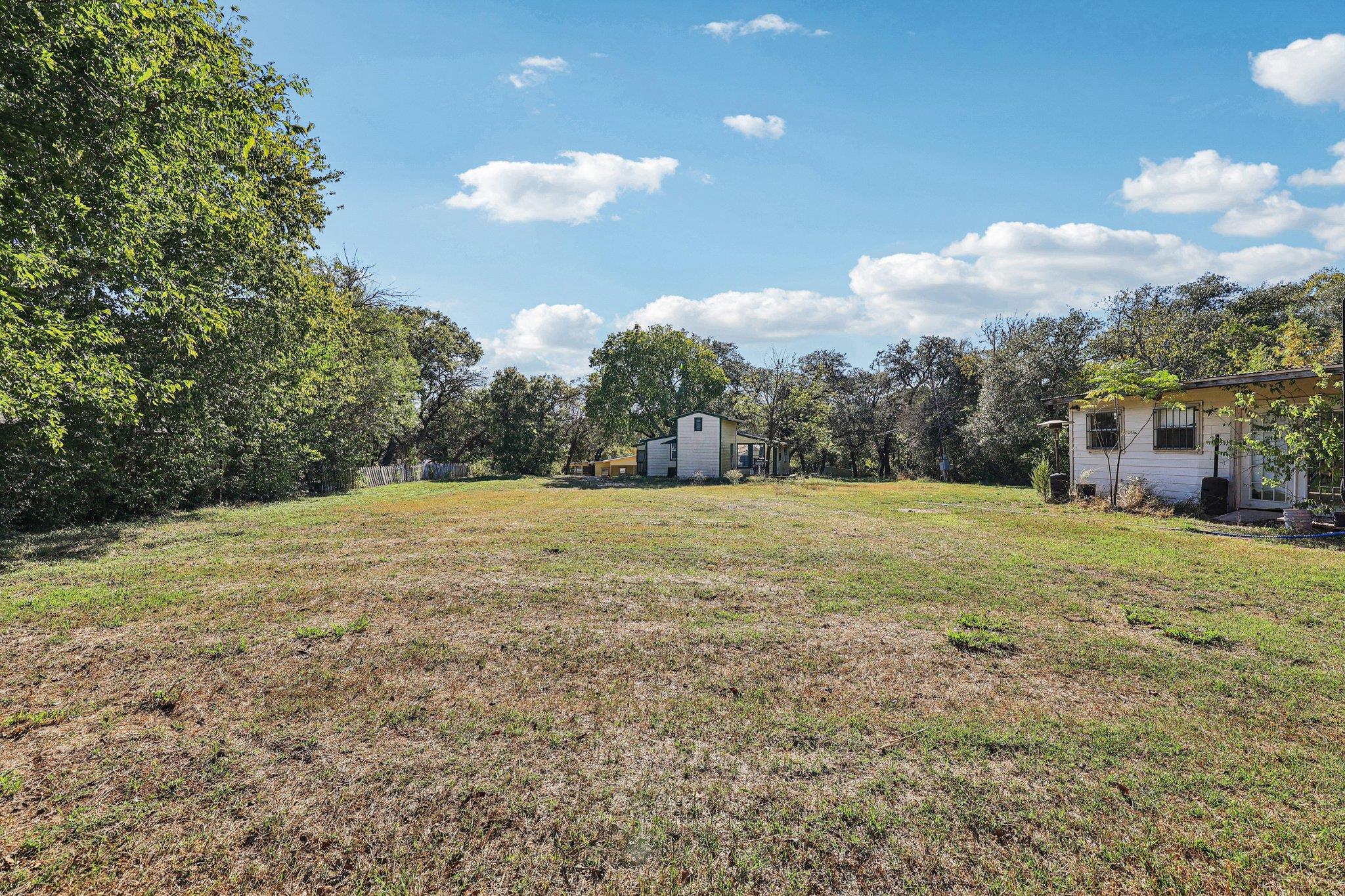 24007 Windy Valley RD