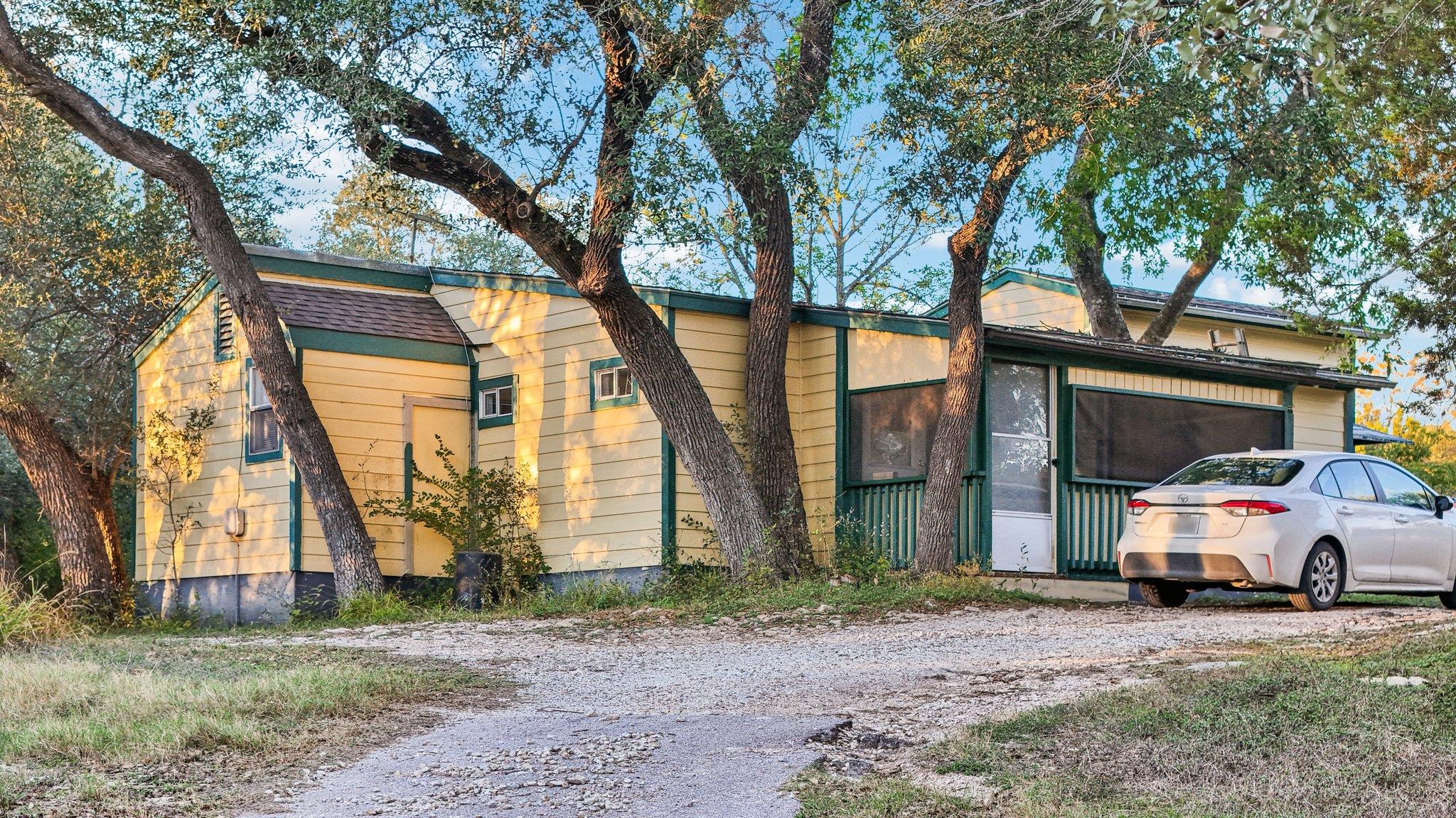 24007 Windy Valley RD