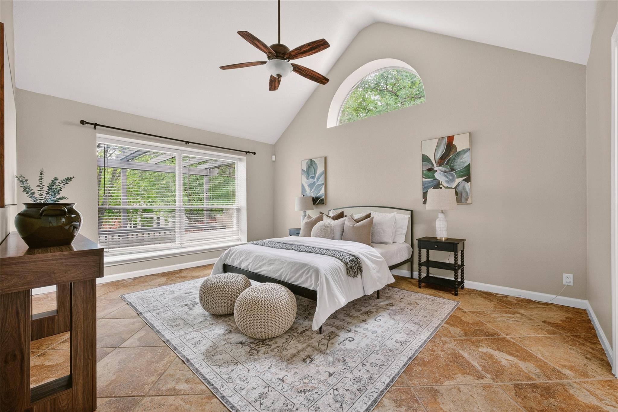 3713 Norman LOOP