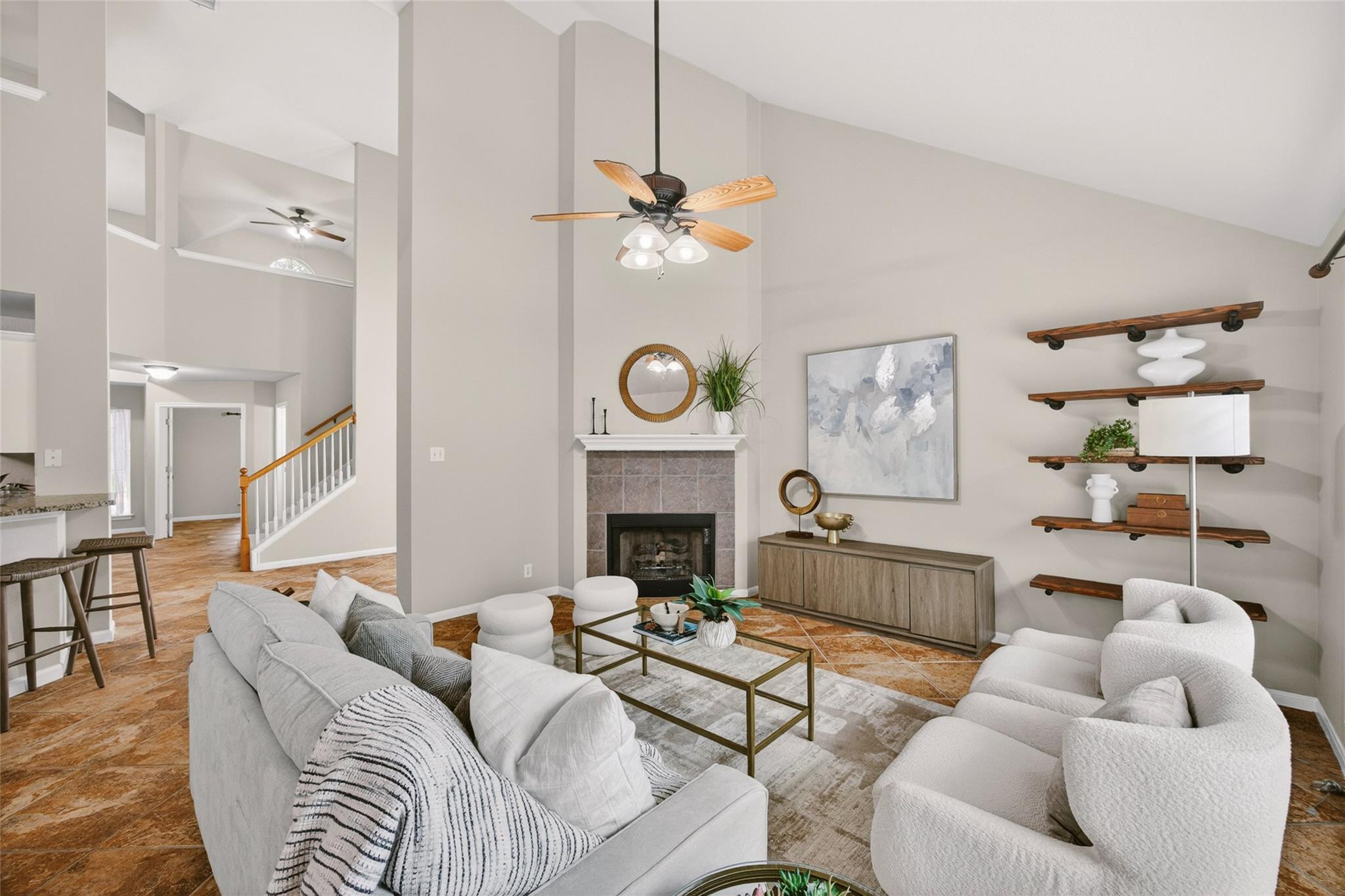 3713 Norman LOOP