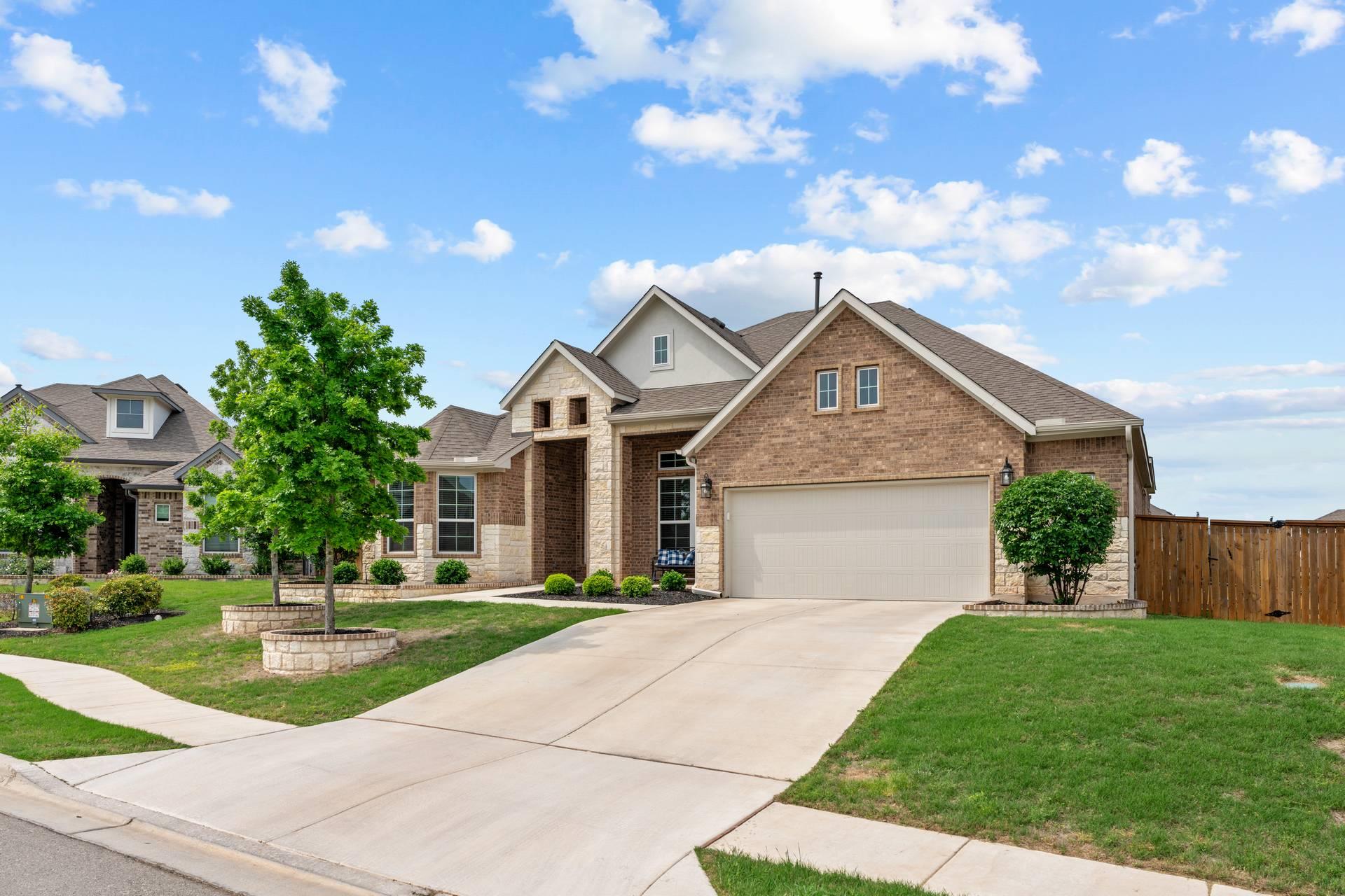 629 Asher CT