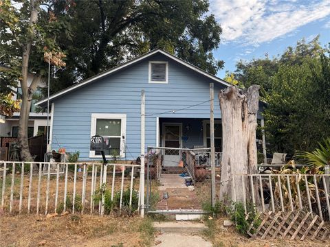 Photo of 2012 canterbury ST, Austin, TX 78702 (MLS # 8214908)