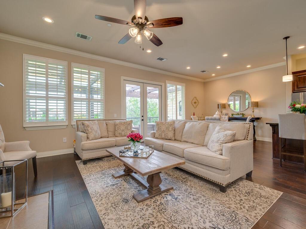2601 N Quinlan Park RD 508