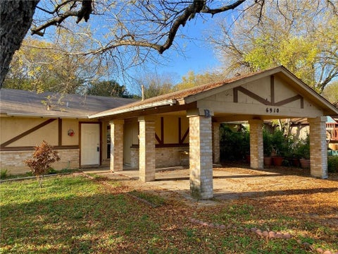 Photo of 6910 S 1st ST #B, Austin, TX 78745 (MLS # 2795905)