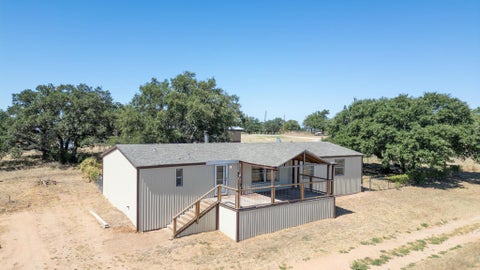 Photo of 821 Ranch Road 261, Buchanan Dam, TX 78609 (MLS # 1398331)
