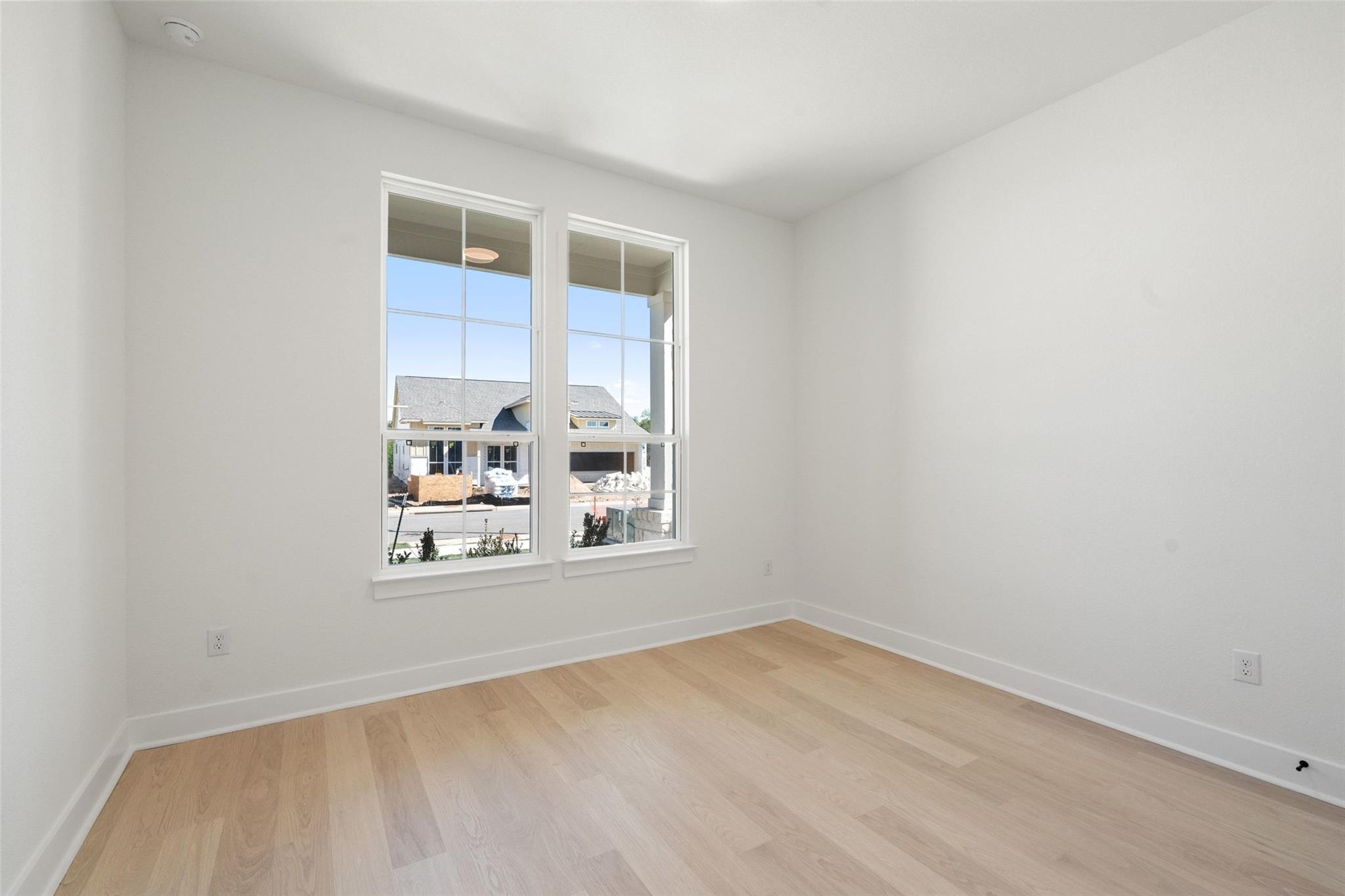 287 San Saba DR