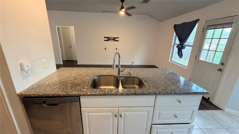 Tiny photo for 7204 Wardman DR, Del Valle, TX 78617 (MLS # 1145917)