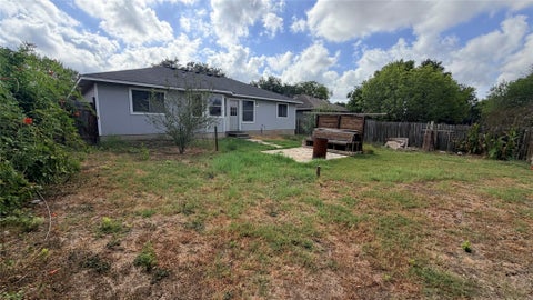Tiny photo for 7204 Wardman DR, Del Valle, TX 78617 (MLS # 1145917)