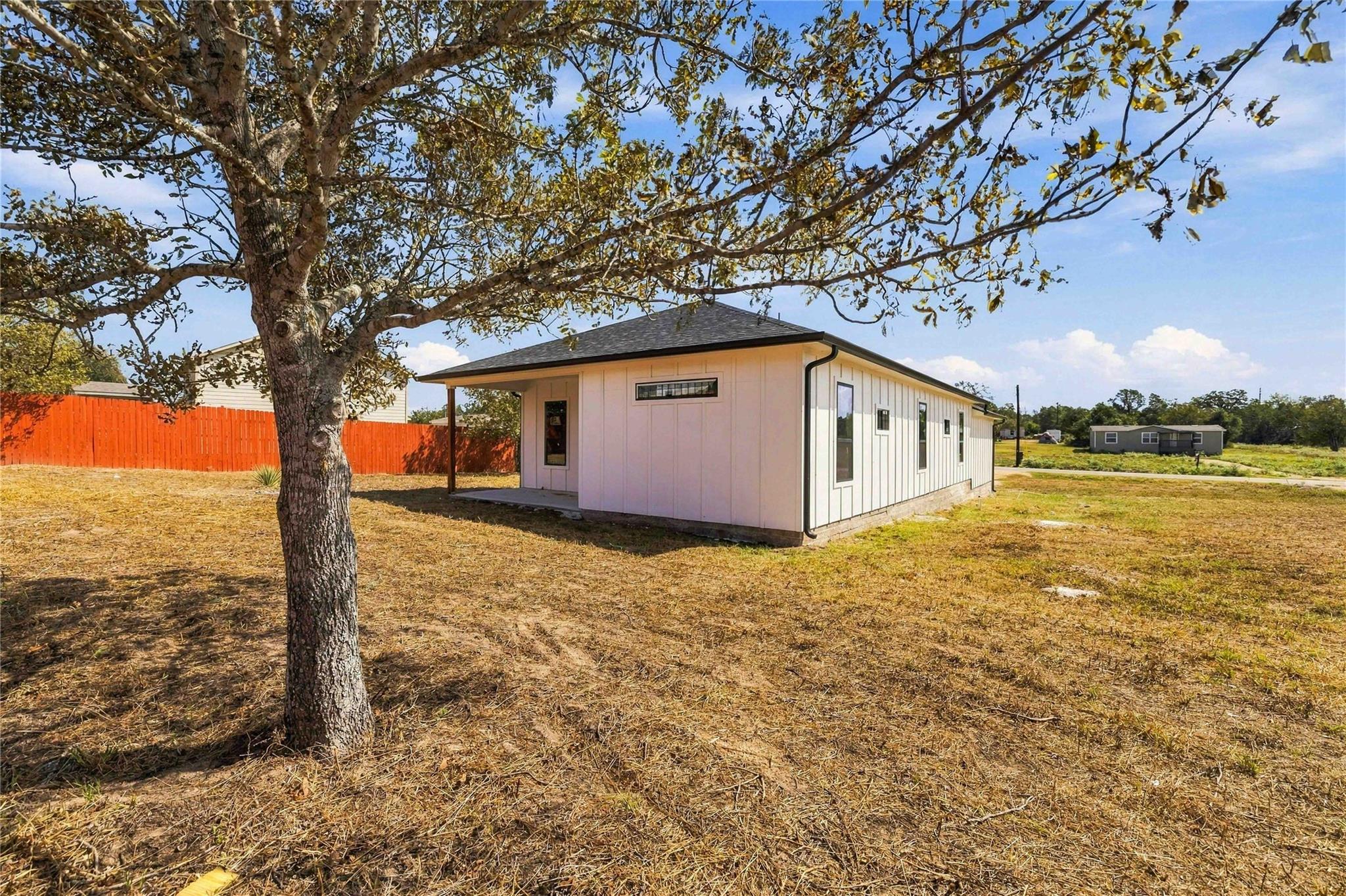 133 Esperanza DR