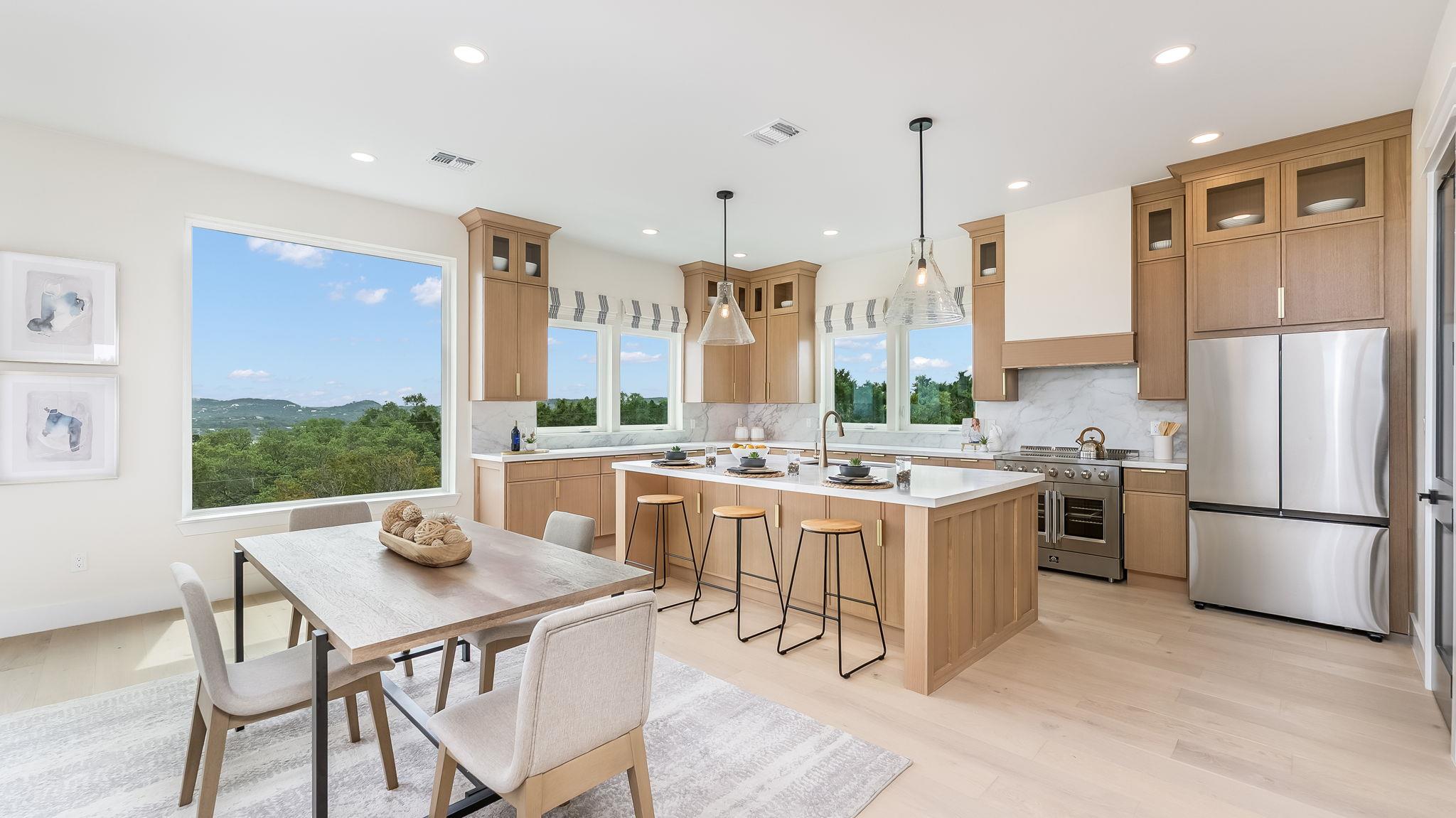 3140 Westview DR