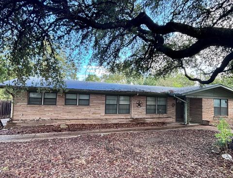 Photo of Austin, TX 78757 (MLS # 2632830) Photo of Austin, TX 78757 (MLS # 2632830)